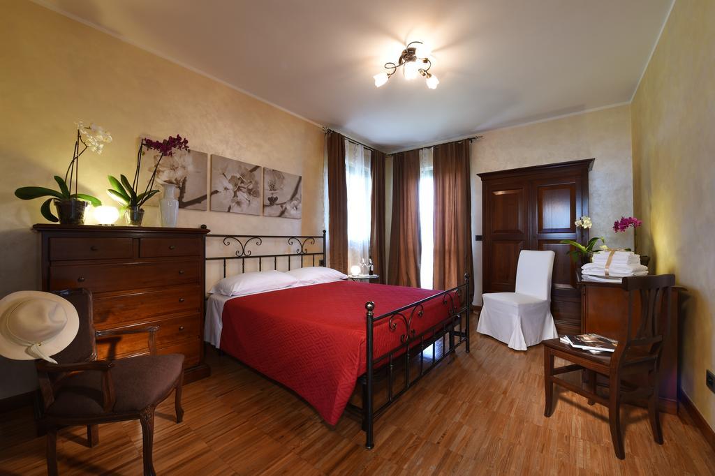 Villa Vecchio Castagnito Oda fotoğraf